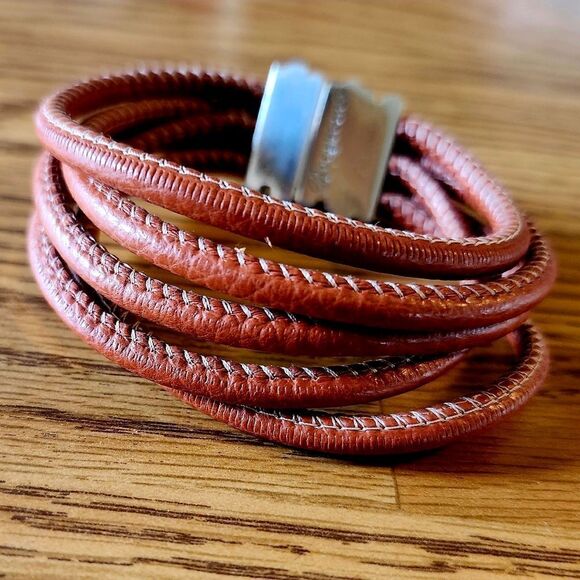 BRIGHTON "Neptune's Rings" Crystal, Silver, And Leather Bracelet BOHEMIAN - Picture 3 of 7